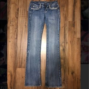 Grace in La jeans bootcut!!